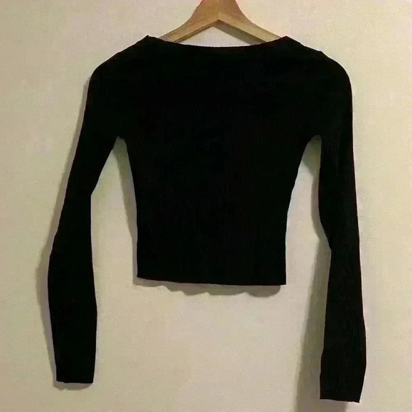 Divided  - Long Sleeve Ribbed Tee - Picture 2 of 2